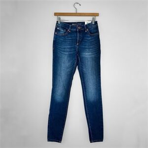 New INC International Concepts Women Core Denim Mid Rise Skinny Jeans